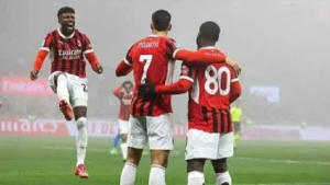 فوز ميلان بثلاثية على تورينو يعزز موقعه في الدوري الإيطالي